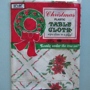 New Vintage Christmas Oblong Plastic Tablecloth 52” x 84”